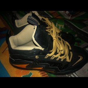 Nike gold Griffey maxes